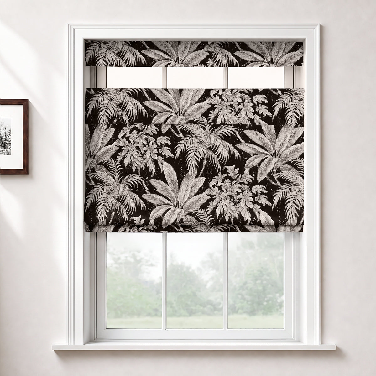 LM502601-Black Tropical Leaves