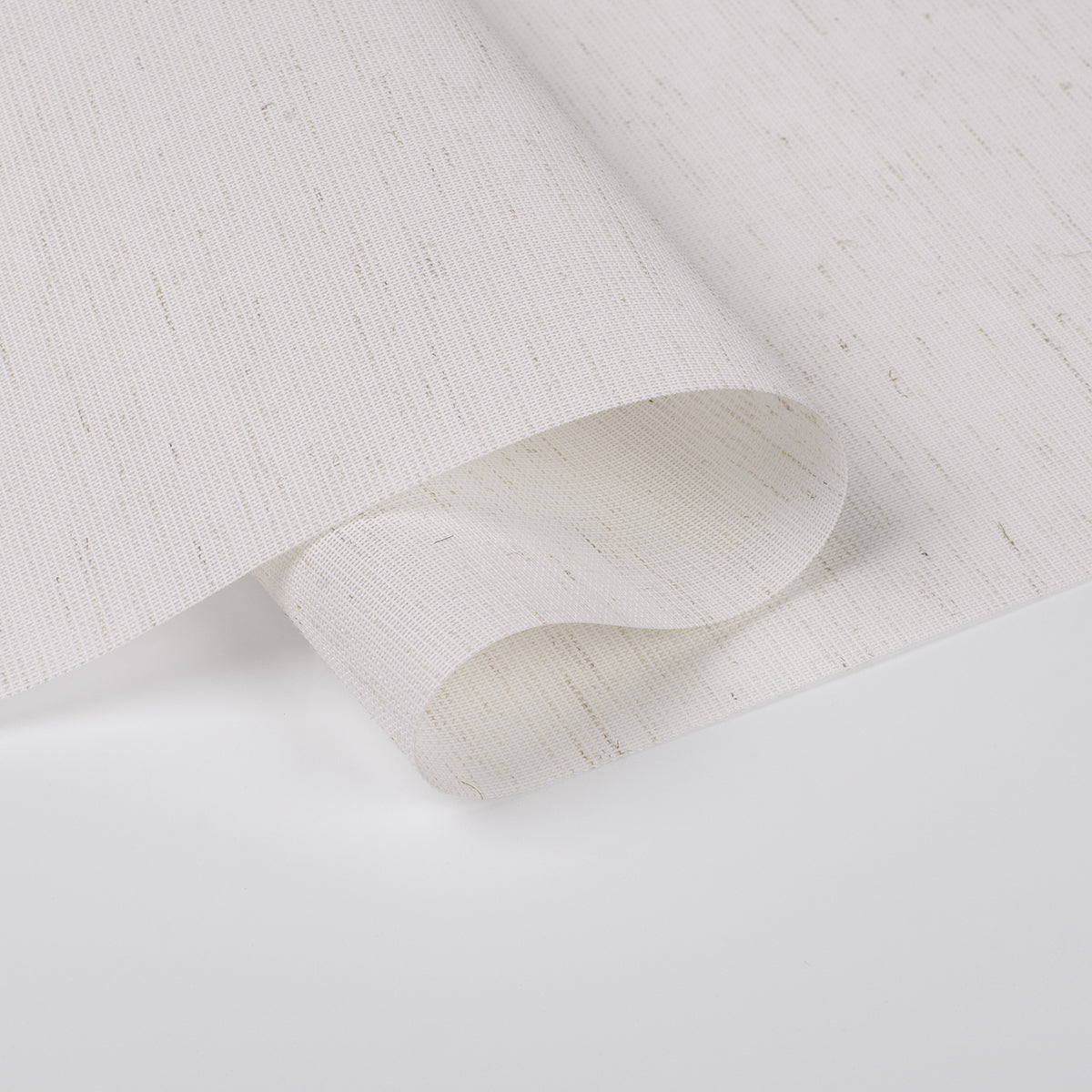 LM2501-White